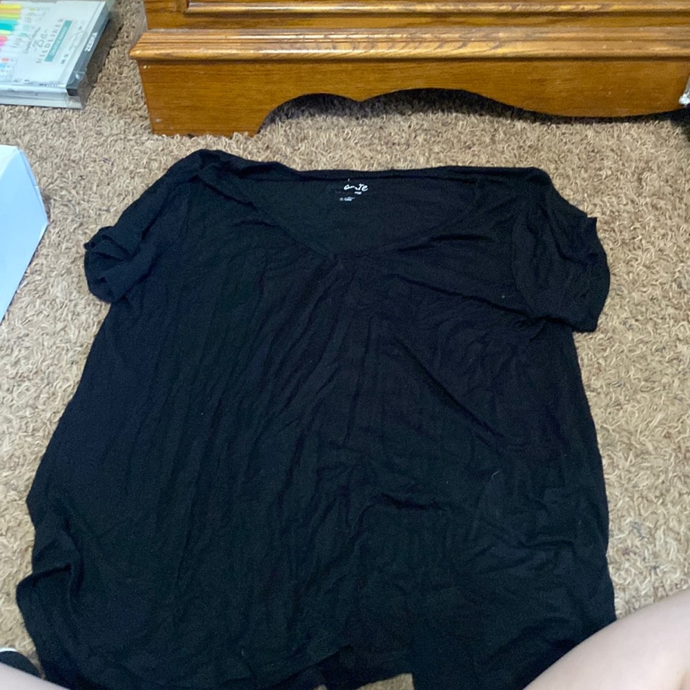 Silky black top